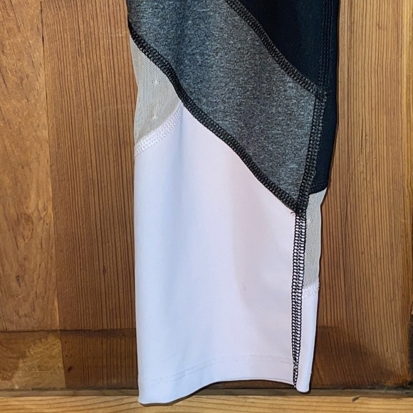 APANA Black & Pink & Grey Detail Design Leggings Sz. MD - Picture 7 of 16